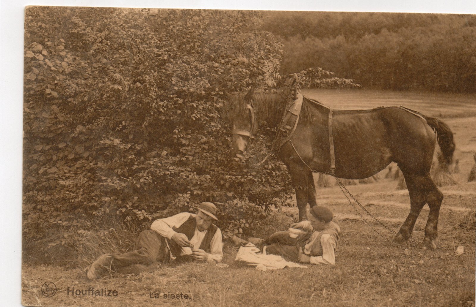 Houffalize — La sieste, vers 1913