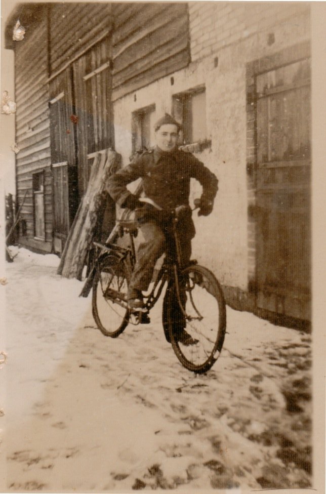 René Dubois en captivité